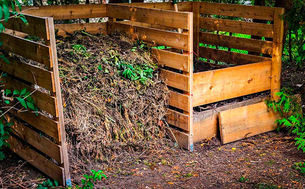 Создание компоста из кухонных и садовых отходов