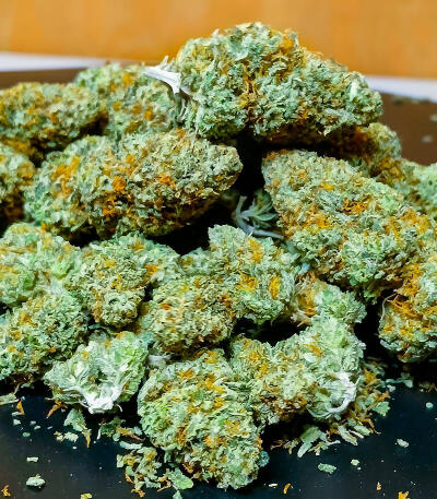 Семена сорта Sour Diesel x OG Kush fem (Seedkeepers)